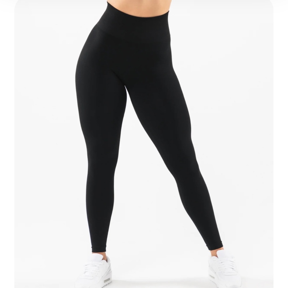 Amplify leggings